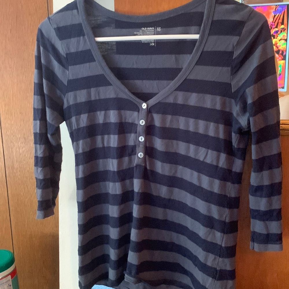 Fitted tee, quarter sleeve
